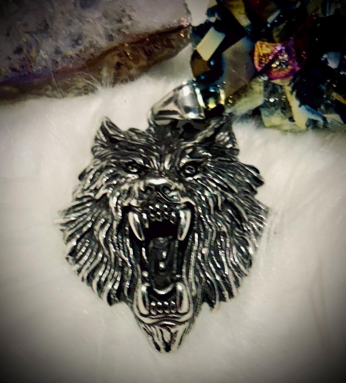 Haunted Necklace Victor- Protetive Werewolf- Vengeance - Strong Energy