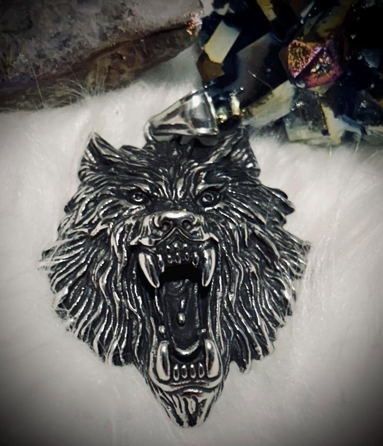 Haunted Necklace Victor- Protetive Werewolf- Vengeance - Strong Energy