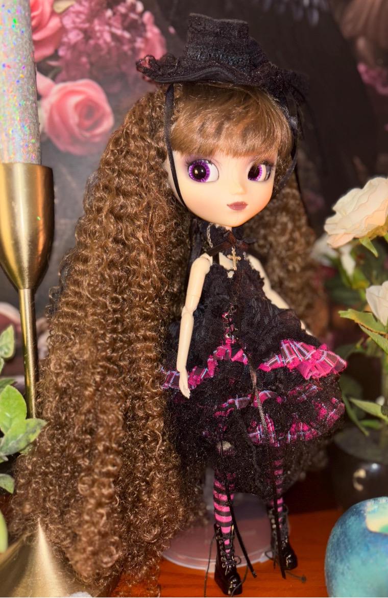 Haunted Doll Pauline-POWERFUL Love Witch-Positive Energy-Spirit Guide