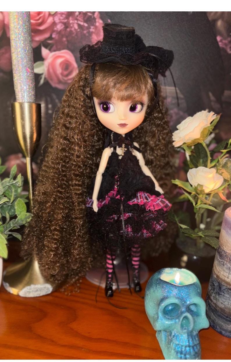 Haunted Doll Pauline-POWERFUL Love Witch-Positive Energy-Spirit Guide