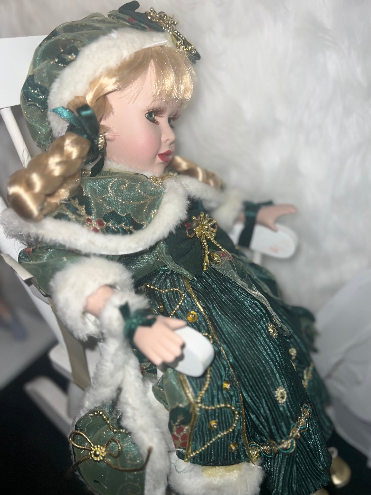 Haunted Dolls Active- Tarot Reader Isabella- Active-Positive Energy